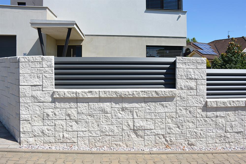 Concrete Fences Stavoblock System S R O - Building A Concrete Wall Fence